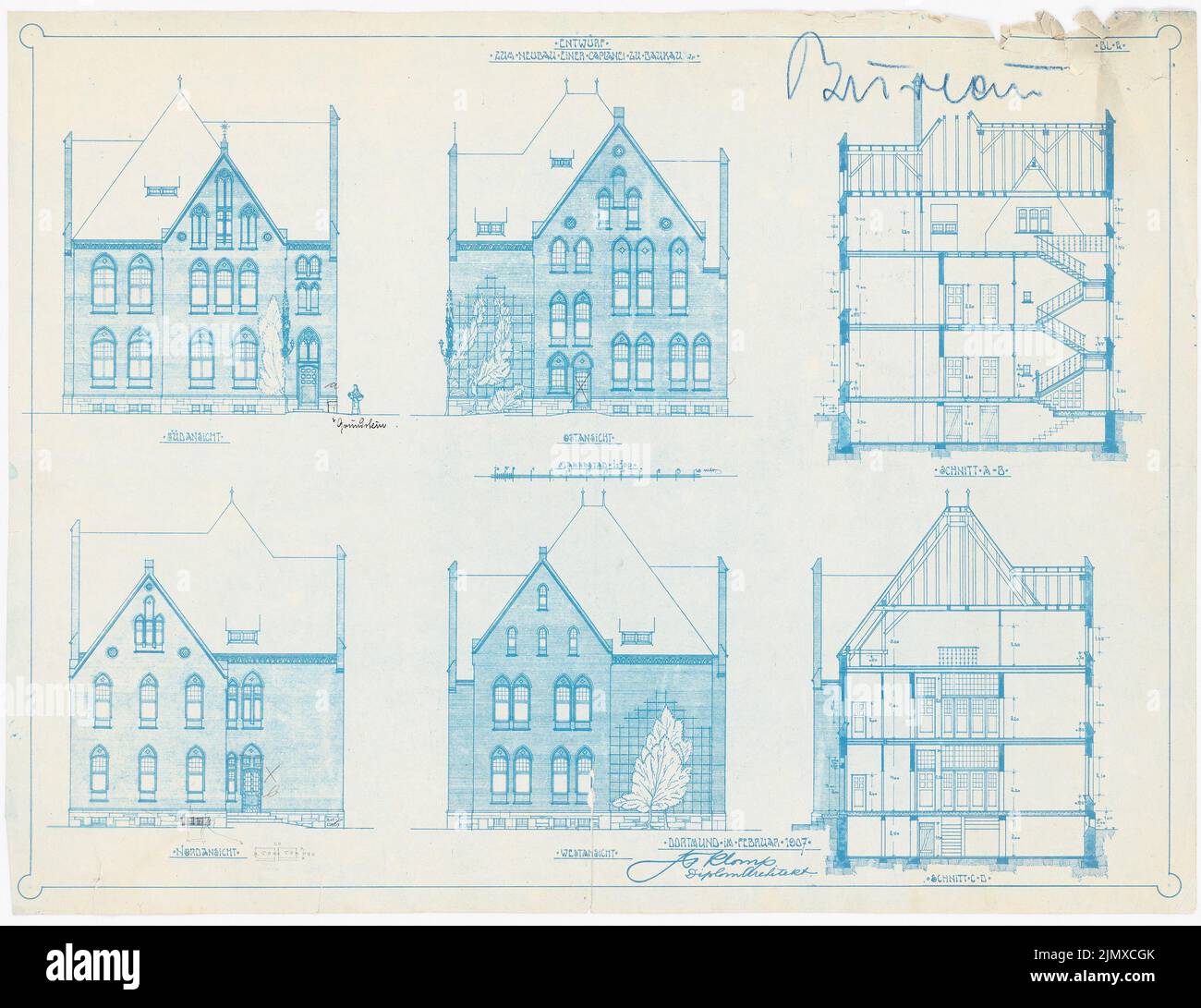 Klomp Johannes Franziskus (1865-1946), St. Marien (Erweiterung und Neubau von Kaplanei und Schwesternhaus), Herne-Baukau (02,1907): Ansichten von allen Seiten des Kaplans, Schnitte 1: 100. Tusche über Blaupause auf Papier, 50,2 x 65,1 cm (inklusive Scankanten) Klomp Johannes Franziskus (1865-1946): St. Marien, Herne-Baukau. Erweiterung und Neubau von Kaplanei und Schwesternhaus Stockfoto