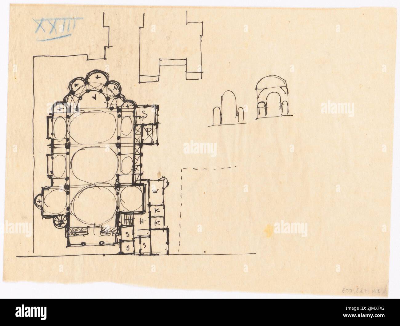 Klomp Johannes Franziskus (1865-1946), Kirche (Entwürfe von Heinrich Grabbe für Klomp?) (1922-1922): Je nach Plan und Grundriß (Variante). Tusche auf Transparent, 18,9 x 25,3 cm (inklusive Scankanten) Klomp Johannes Franziskus (1865-1946): Kirche (Entwürfe von Heinrich Grabbe für Klomp?) Stockfoto