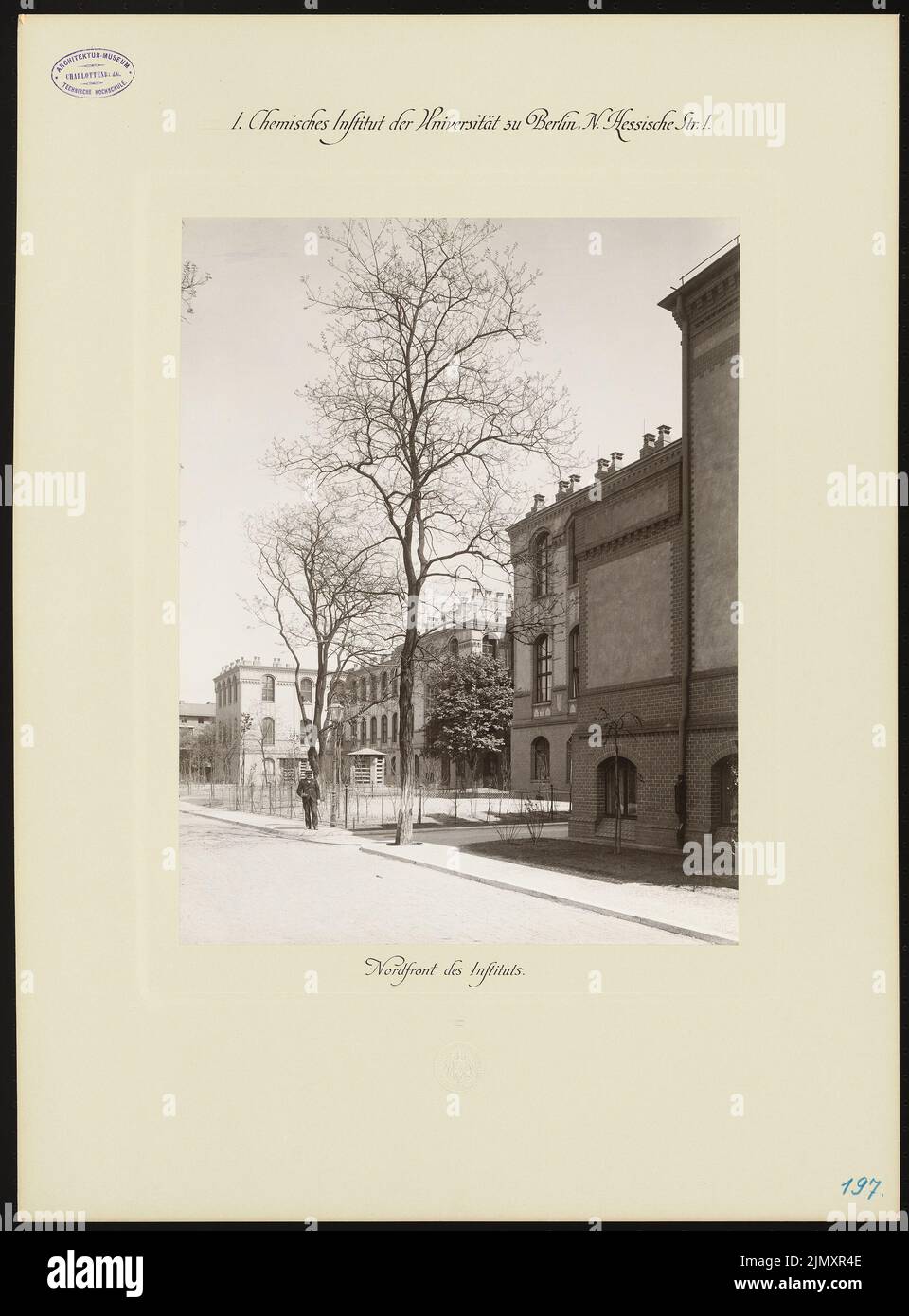 Thür Georg (1846-1924), Friedrich-Wilhelms-Universität zu Berlin (Humboldt-Universität). Chemical Institute (1900): nordfront. Foto auf Papier, 66,6 x 49,2 cm (einschließlich Scankanten) Stockfoto