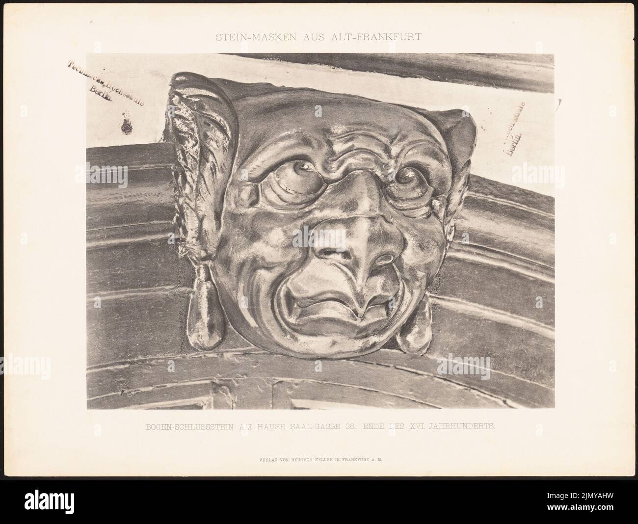 Hülsen Julius, Bogensglagstein, Saalgasse 36, Frankfurt/Main. (Aus: Steinmasken bei Bämälern Alt-Frankfurt, hrsg. von Julius Hülsen, Frankfurt/Main 1905.) (1905-1905): Ansicht. Leichter Druck auf Papier, 30,5 x 40,5 cm (einschließlich Scankanten) Stockfoto