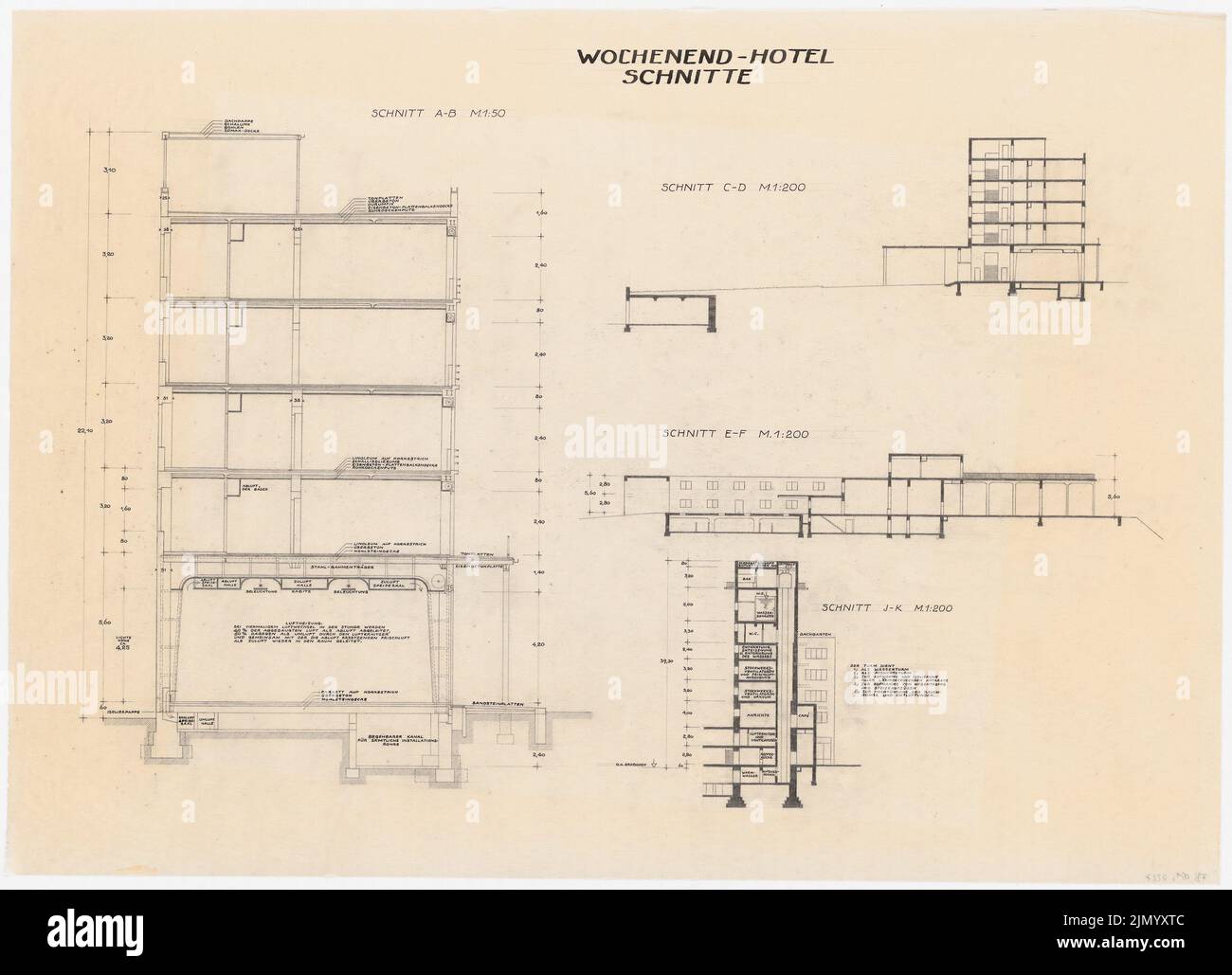 Böhmer Franz (1907-1943), Wochenendhotel und lido (1933-1933): Wochenendhotel: Einschnitte 1: 200, 1:50. Tinte, Bleistift auf Transparent, 66,8 x 92,4 cm (einschließlich Scankanten) Stockfoto