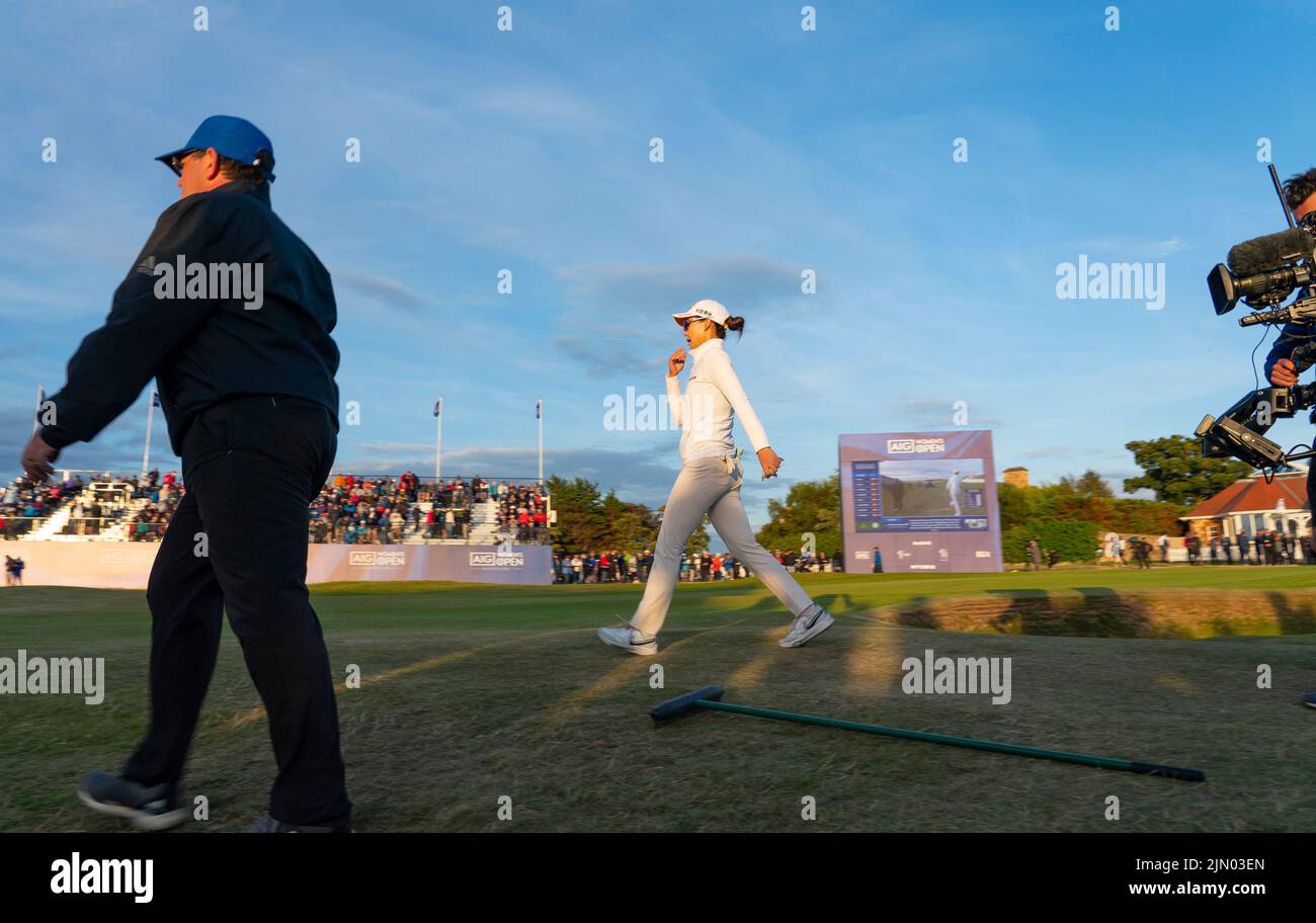 Gullane, Schottland, Großbritannien. 7.. August 2022. Finalrunde der AIG Women’s Open Golf Championship in Muirfield in Gullane, East Lothian. PIC; Chun in Gee macht sich während des Playoffes den 18. Fairway hinauf. Iain Masterton/Alamy Live News Stockfoto