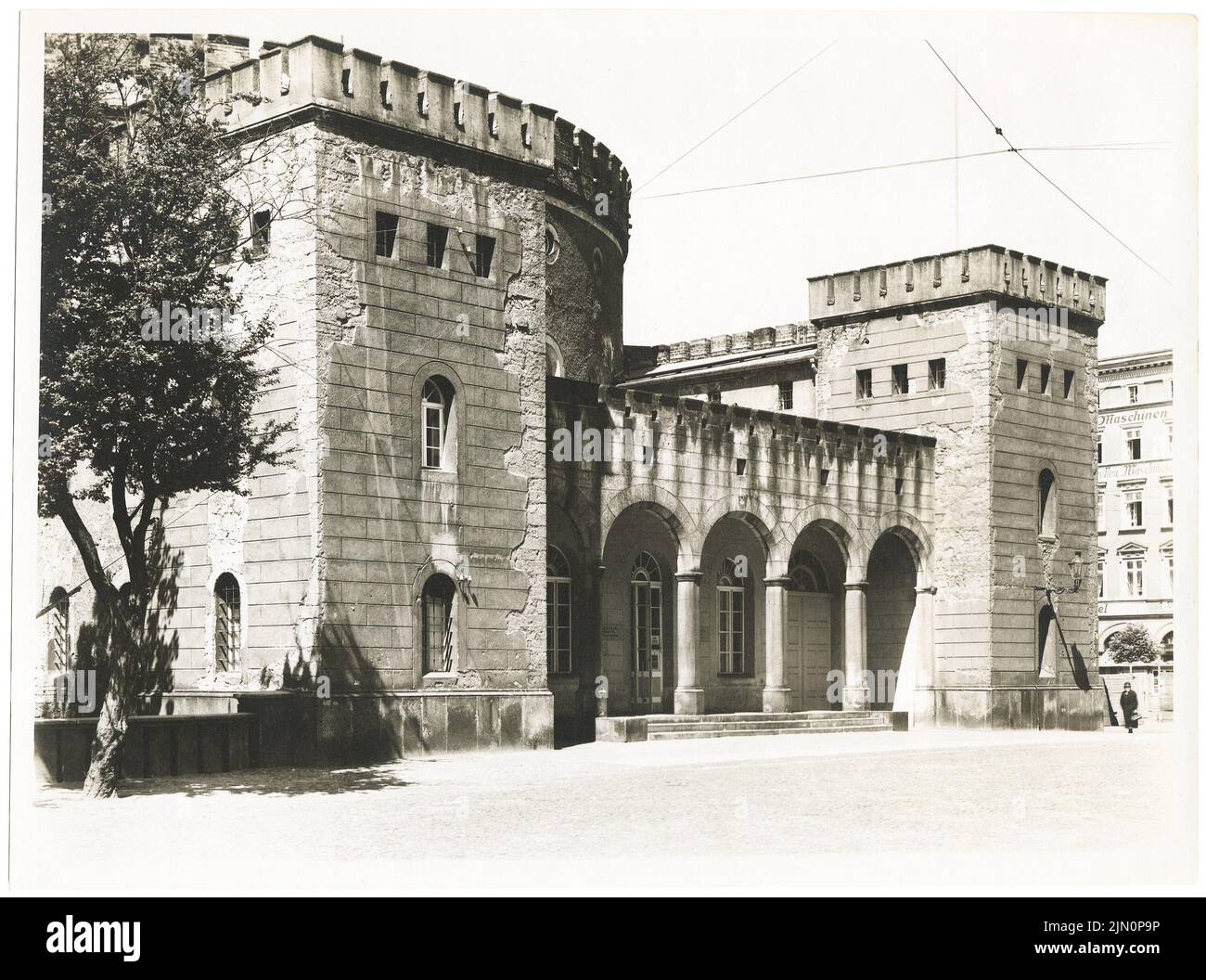 Unbekannter Fotograf, Kaisertrutz, Görlitz (ohne Datum): Blick von vorne. Foto, 17,6 x 23,6 cm (einschließlich Scankanten) unbekannt. Fotograf : Kaisertrutz, Görlitz (ohne DAT.) Stockfoto