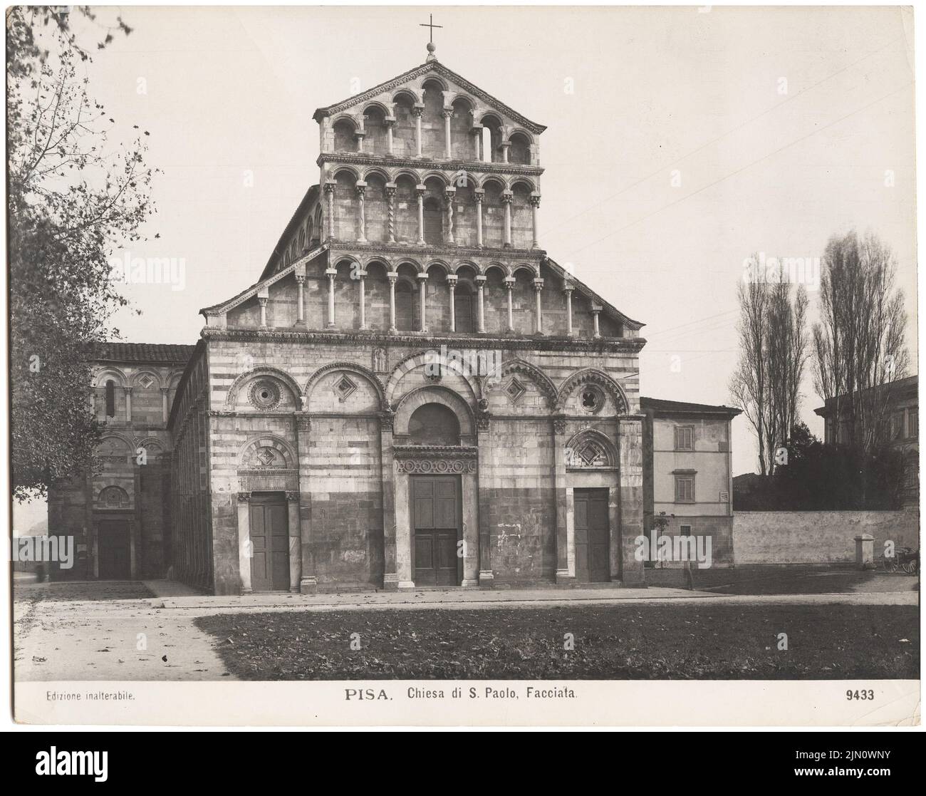 Unbekannter Fotograf, S. Paolo in Pisa (ohne dat.): Fassade. Foto, 19,8 x 25 cm (einschließlich Scankanten) unbekannt. Fotograf : S. Paolo in Pisa (ohne DAT.) Stockfoto