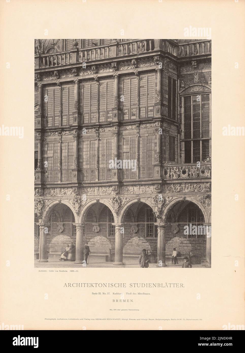 Lüder von Bentheim, Rathaus, Bremen. (Aus: Architectural Study Sheets, Series III, No. 37) (1888): Ansicht der mittleren Konstruktion. Leichter Druck auf Papier, 48,3 x 35,9 cm (inklusive Scankanten) Lüder von Bentheim : Rathaus, Bremen. (Aus: Architektonische Studienblätter, Serie III, Nr. 37) Stockfoto