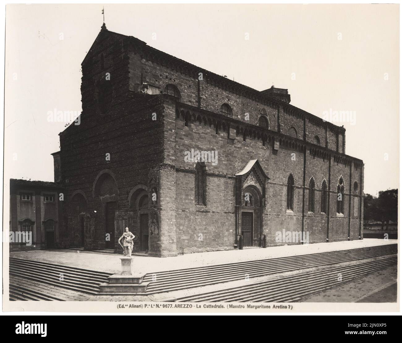 Unbekannter Fotograf, Kathedrale in Arezzo (ohne Datum): Ansicht. Foto, 20,2 x 25,7 cm (einschließlich Scankanten) unbekannt. Fotograf : Kathedrale in Arezzo (ohne DAT.) Stockfoto