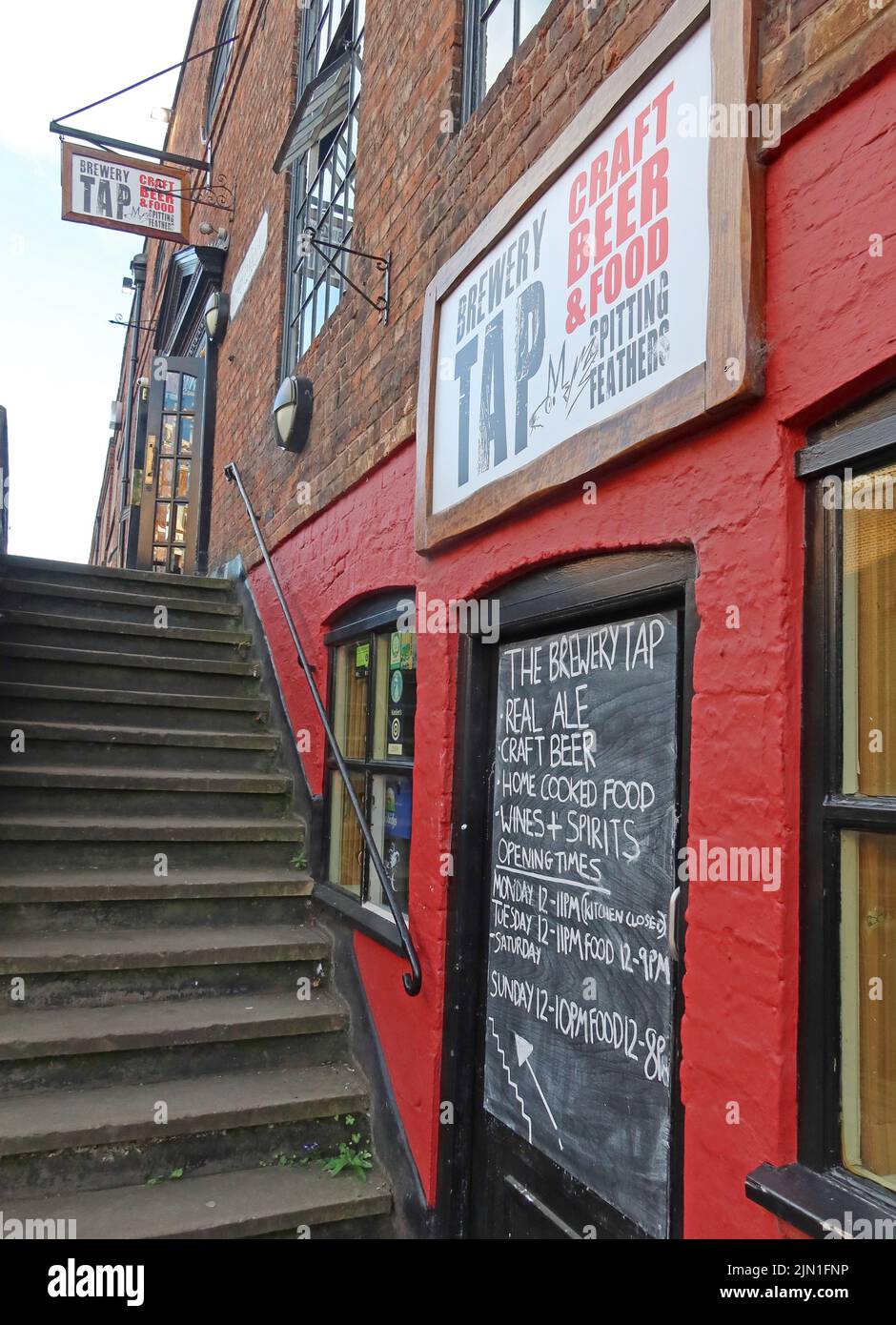 The Brewery Tap, Spitting Feathers, 52-54 Lower Bridge St, Chester, England, UK, CH1 1RU Stockfoto