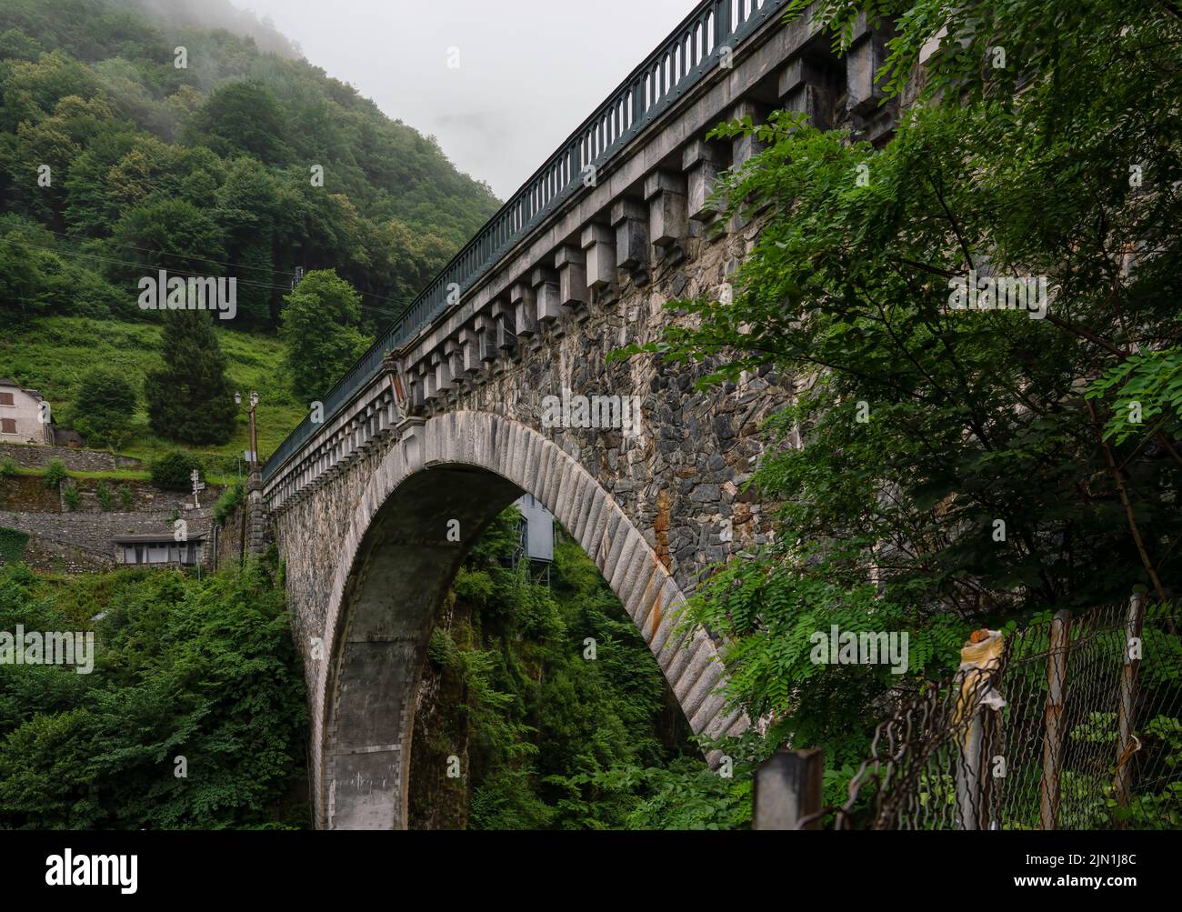 Pont Napoléon, eine berühmte Brücke aus dem Jahr 1860 Stockfoto