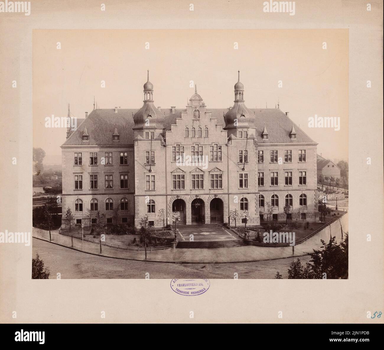 Nn oberlandes und amtsgericht Fotos und Bildmaterial in hoher