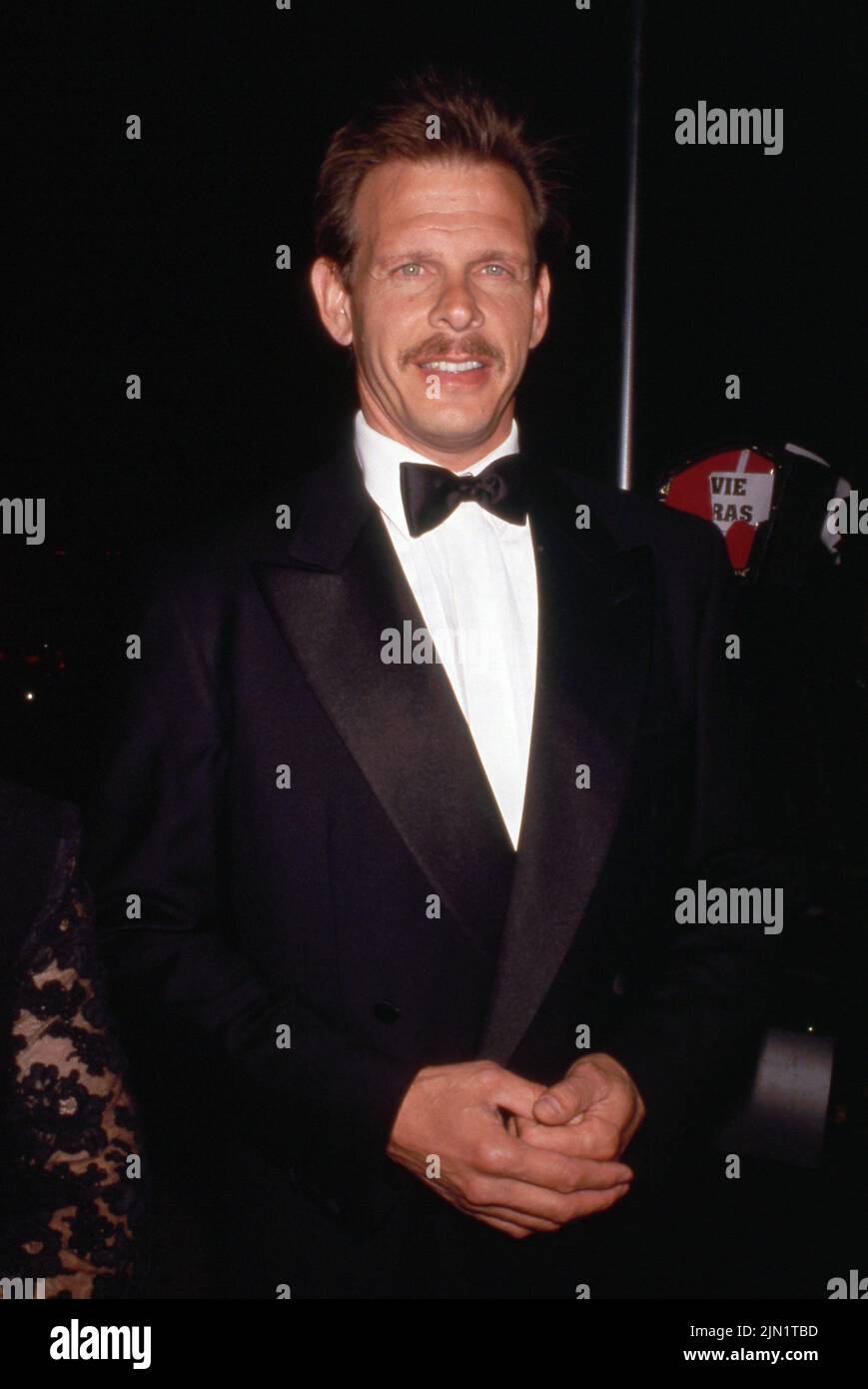 Marc Singer bei der Eröffnung von „IT's Only A Play“ am 16. April 1992 im Doolittle Theatre in Hollywood, Kalifornien. Quelle: Ralph Dominguez/MediaPunch Stockfoto