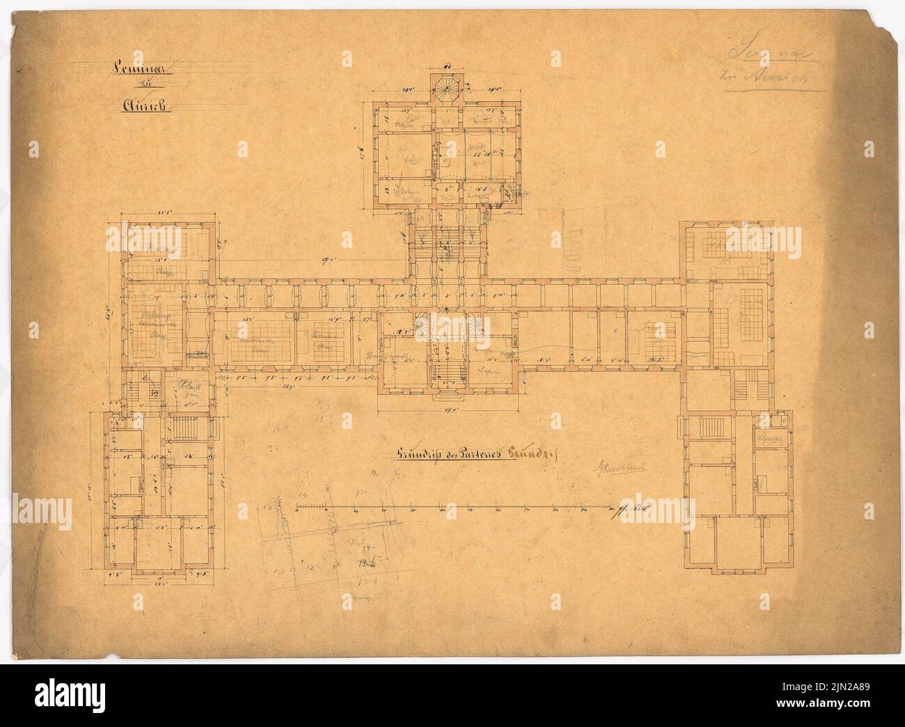 Knoblauch Gustav (1833-1916), Seminargebäude, Aurich: Grundriss EG. Tinte, Bleistift wasserfarben auf Transparent auf Papier, 50,7 x 69 cm (inklusive Scankanten) Stockfoto