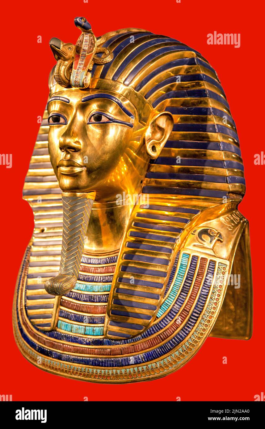 Beerdigungsmaske des pharao Tutanchamun auf rotem Hintergrund. King Tut Stockfoto
