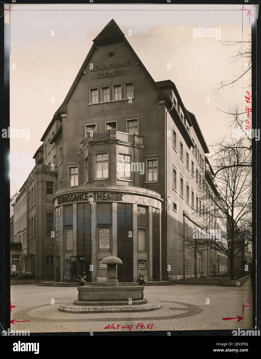 Renaissance-Theater (auch: Kleines Haus des Schillertheaters), Berlin: Blick nach Norden Stockfoto