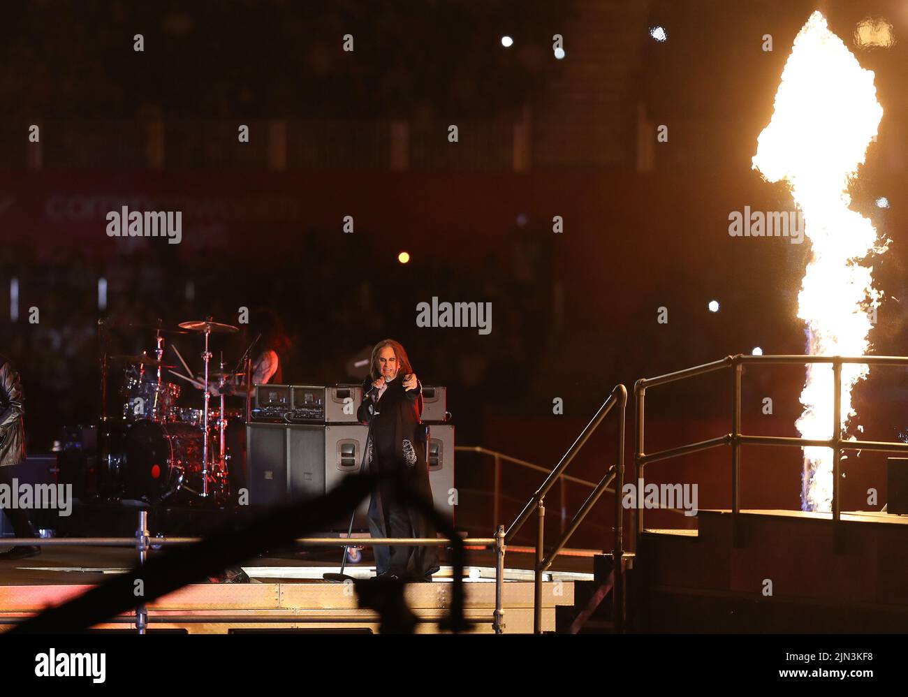 Birmingham, England, 8.. August 2022. Black Sabbath treten während der Abschlusszeremonie der Commonwealth Games im Alexander Stadium auf. Bildnachweis sollte lauten: Paul Terry Kredit: Paul Terry Foto/Alamy Live News Stockfoto