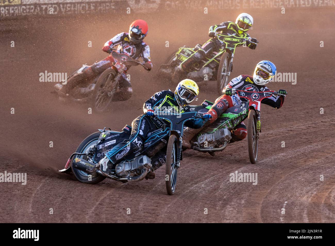 Rohan Tungate (y), Brady Kurtz (r), Charles Wright (b), Danny King (w) - Belle Vue Aces / Ipswich Witches - SGB Premiership Speedway - 8. August 2022 Stockfoto