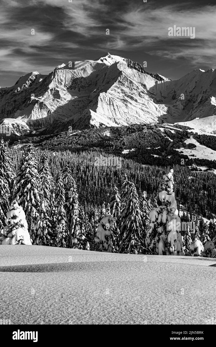 Le Mont Blanc est le plus haut sommet d'europe et de France, il se trouve sur la commune de Saint-Gervais. Stockfoto