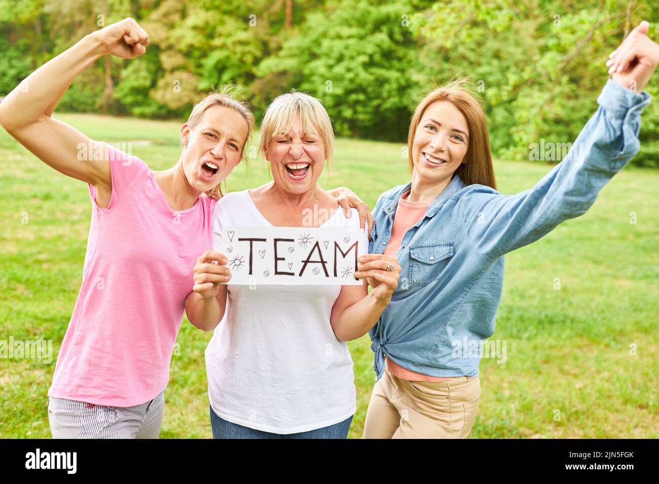 Selbstbewusste gewinner -Fotos und -Bildmaterial in hoher Auflösung – Alamy