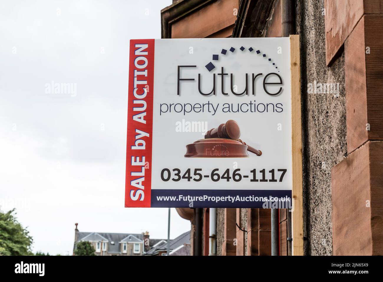 Future Property Auction Sign, Großbritannien Stockfoto