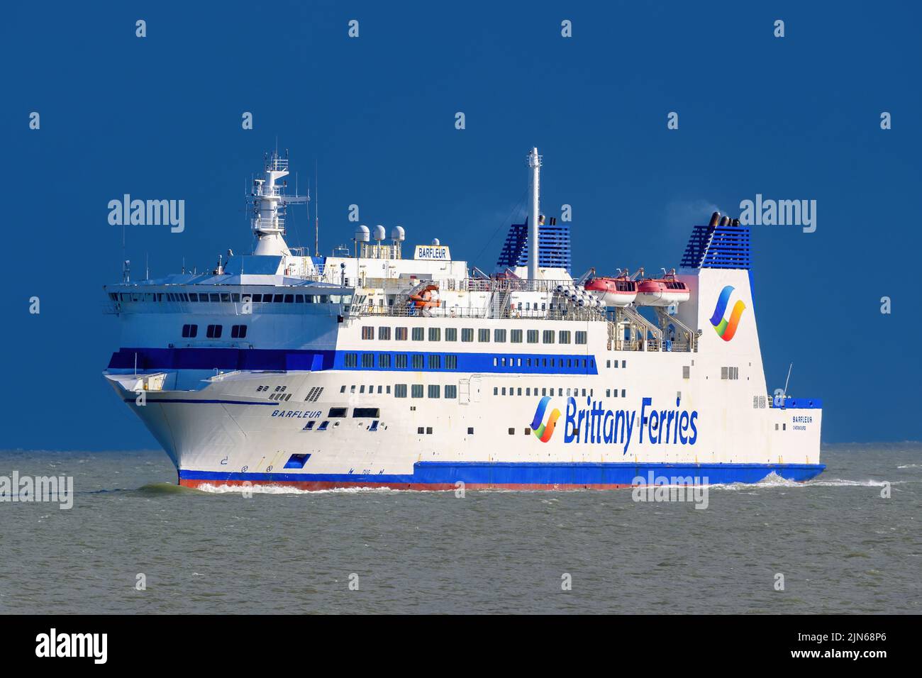 Barfleur ist eine französische Cross-Channel-Fähre, die von Brittany Ferries im Februar 2022 betrieben wird Stockfoto