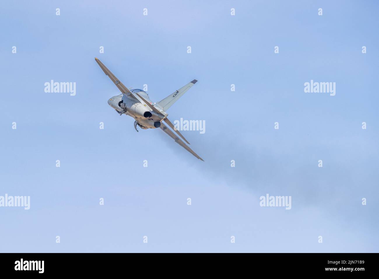 Italienische Luftwaffe - Leonardo T-346A Master Jet Trainer in der Luft auf der Royal International Air Tattoo 2022 Stockfoto