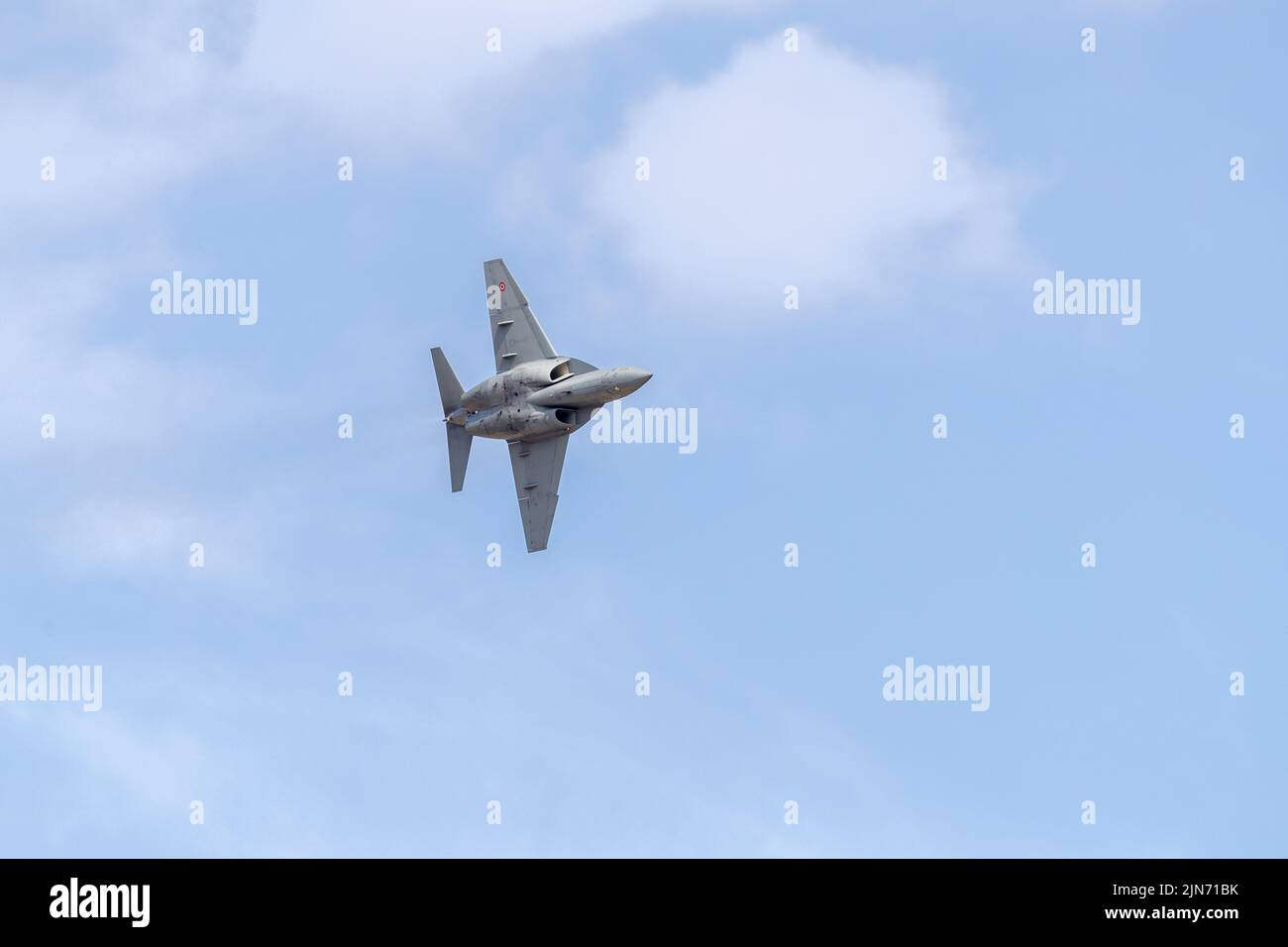 Italienische Luftwaffe - Leonardo T-346A Master Jet Trainer in der Luft auf der Royal International Air Tattoo 2022 Stockfoto