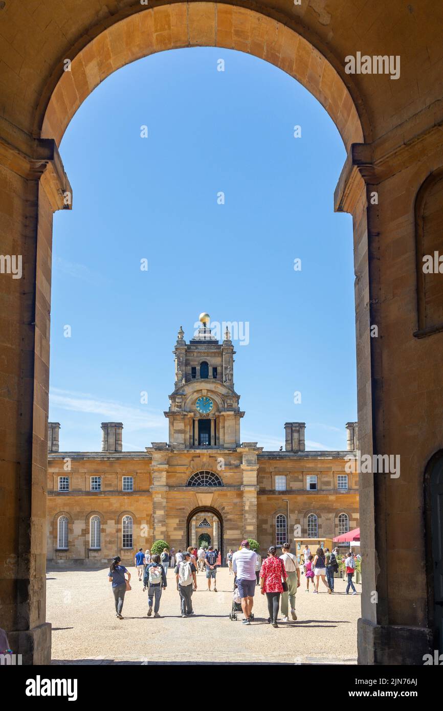 East Courtyard, Blenheim Palace, Woodstock, Oxfordshire, England, Vereinigtes Königreich Stockfoto