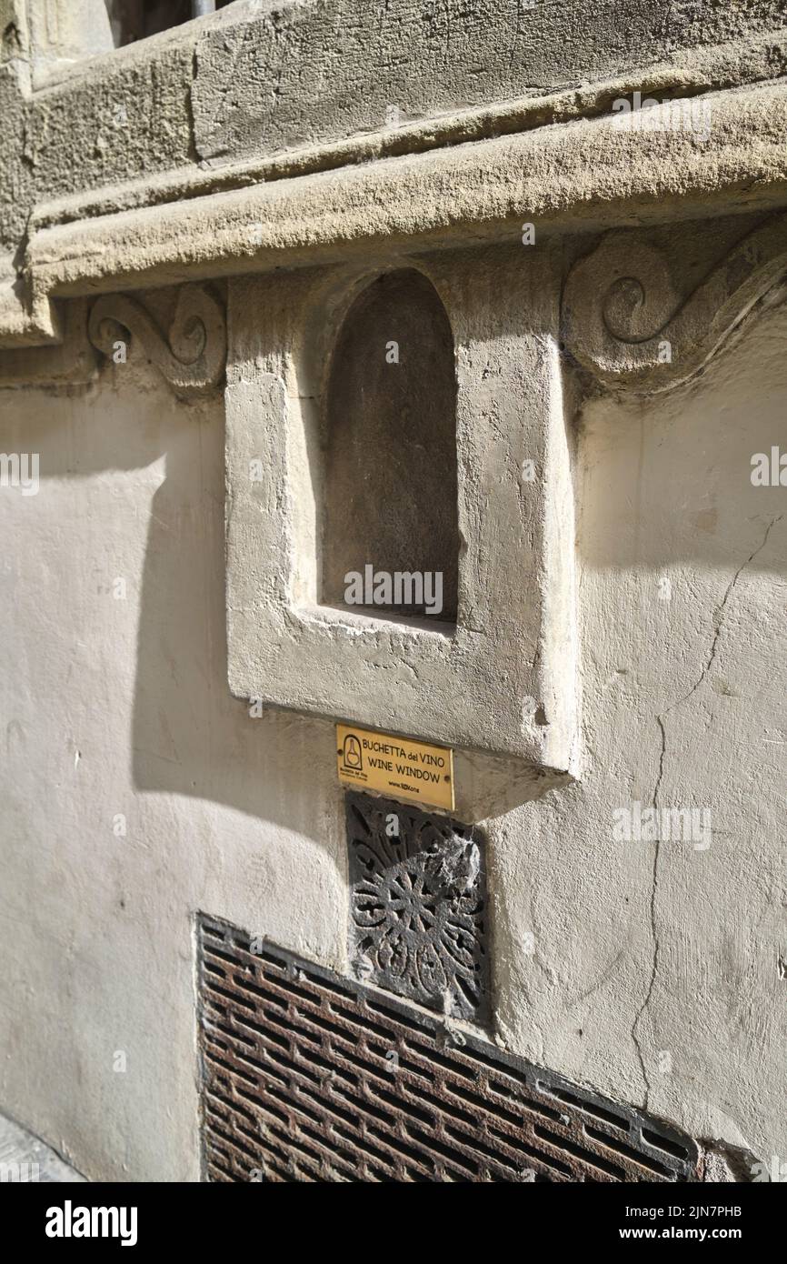 Altes Weinfenster Florenz Italien Stockfoto
