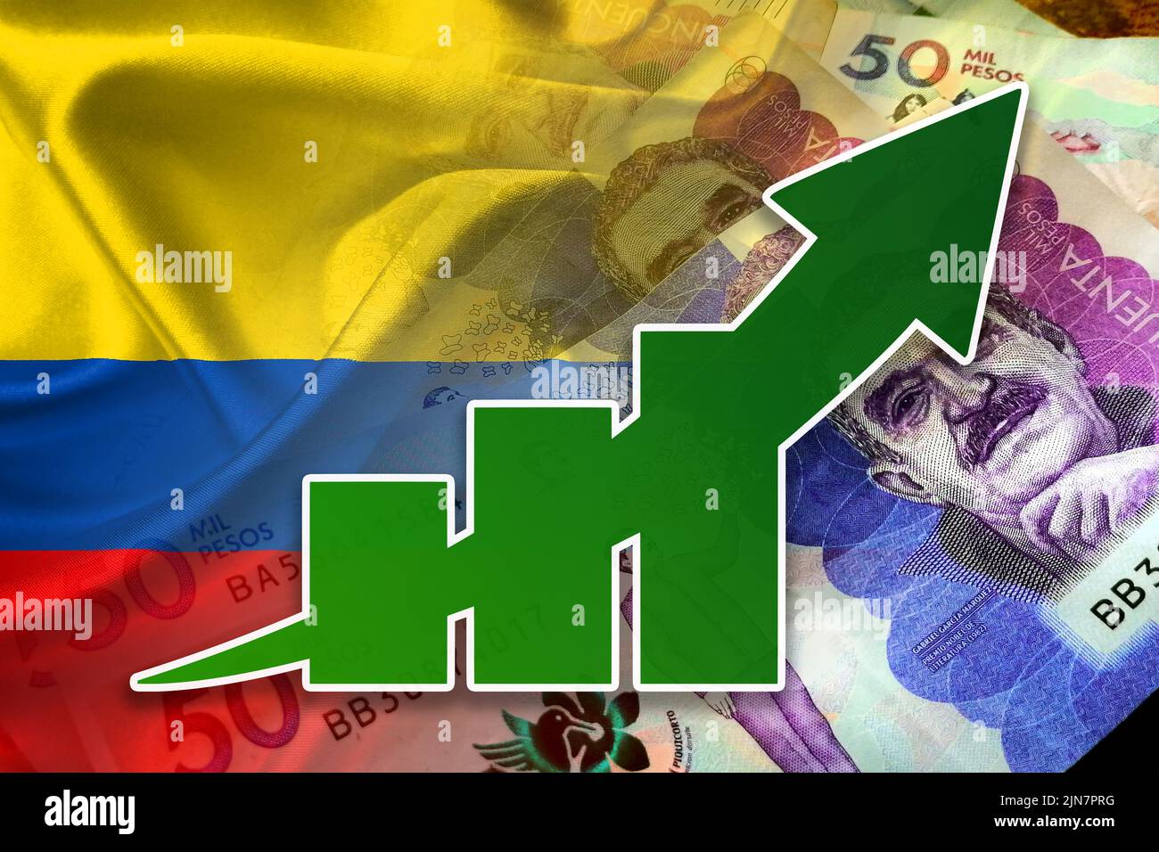 Diagramm der Wirtschaft: Aufwärtspfeil, Bargeld kolumbianische Pesos und Kolumbien Flagge Stockfoto
