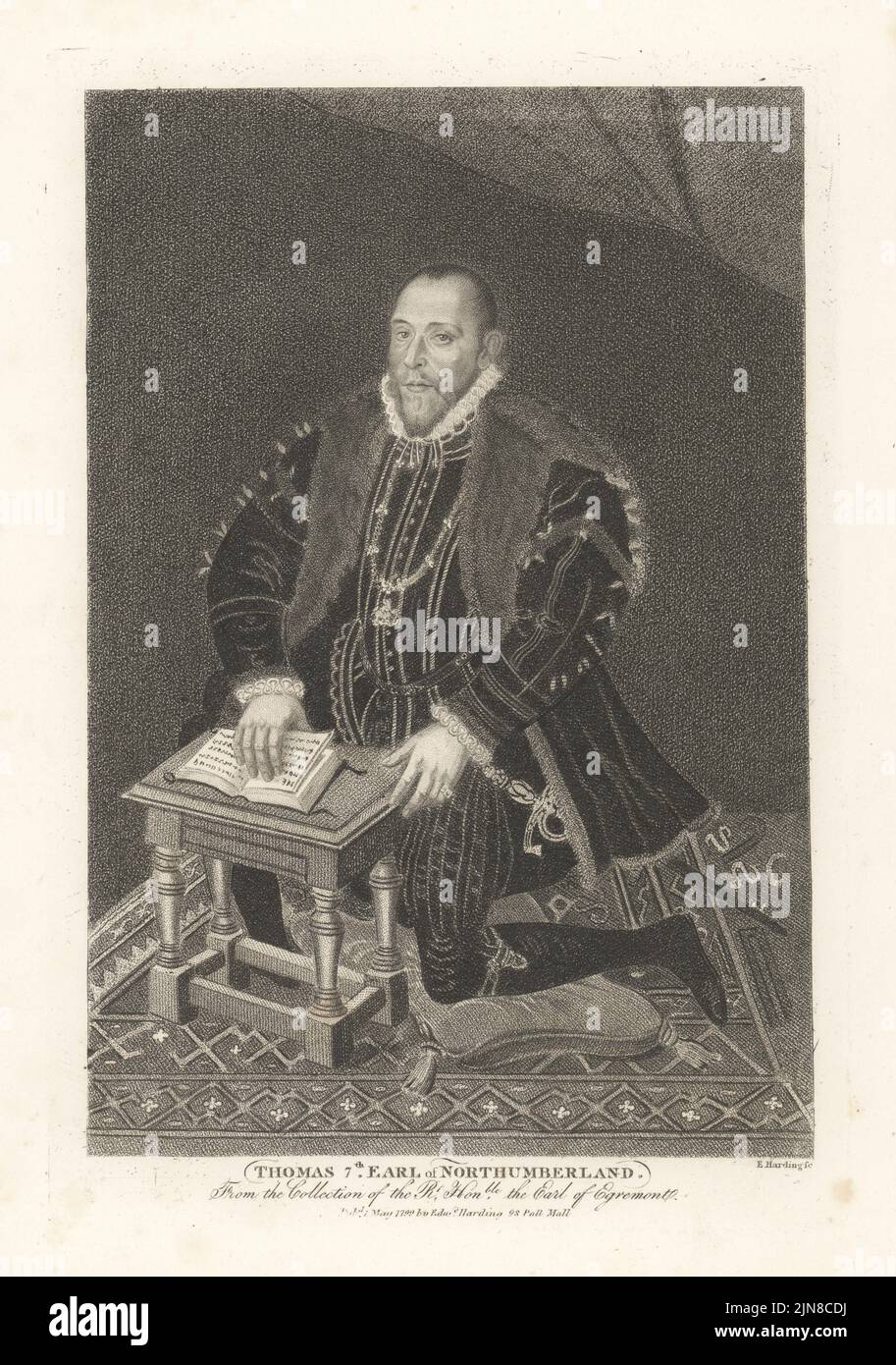 Thomas Percy, 7. Earl of Northumberland, kniete auf einem Kissen, trug ein schwarzes Doppelstück mit einem Pelzmantel, einer weißen Rüsche und dem Strumpfband des Strumpfordens, einem Hofschwert, und las ein Gebetsbuch. Thomas, 7. Earl of Northumberland, hingerichtet wegen Verrats, 1528-1572. Nach einem Gemälde von Steven van der Meulen in der Sammlung von Earl Egremont im Petworth House, West Sussex. Kupferstich von Edward Harding aus John Adolphus’ The British Cabinet, mit Porträts illustrer Persönlichkeiten, gedruckt von T. Bensley für E. Harding, 98 Pall Mall, London, 1799. Stockfoto