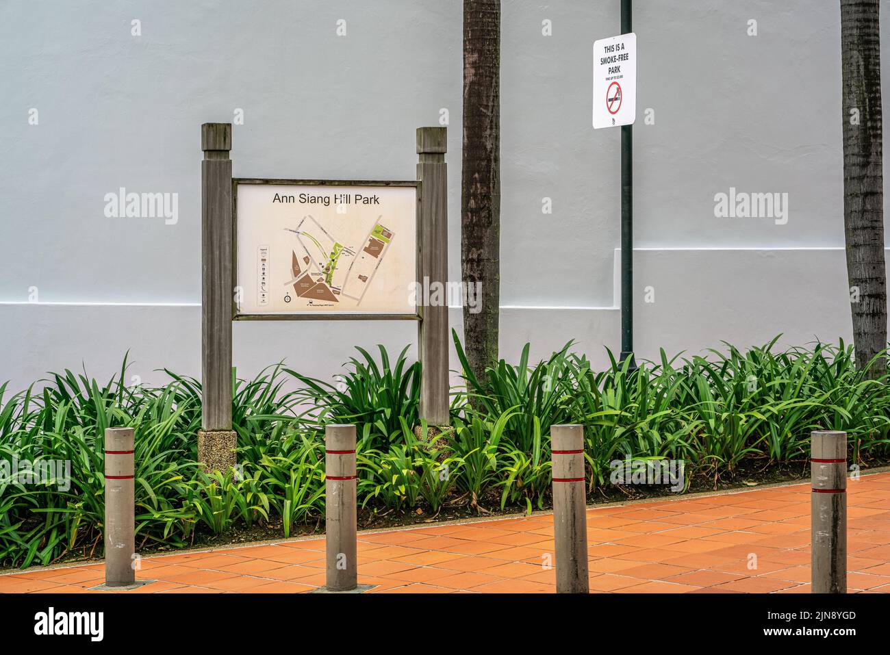 Ann Siang Hill Park Schild in Chinatown, Singapur. Horizontale Aufnahme. Stockfoto