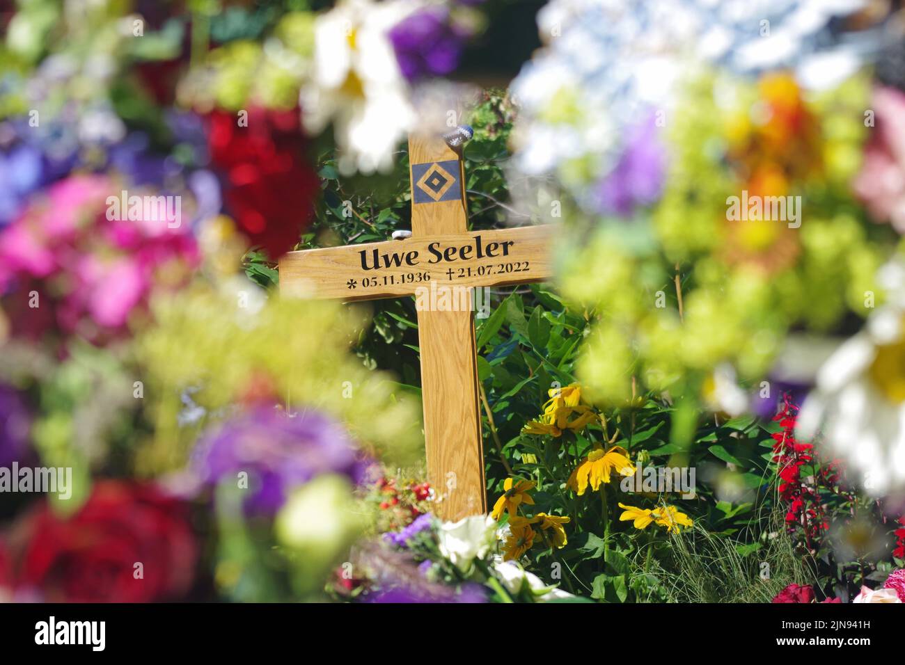 Ohlsdorfer Friedhof, Deutschland. 10. August 2022. Das Grab Von Uwe ...