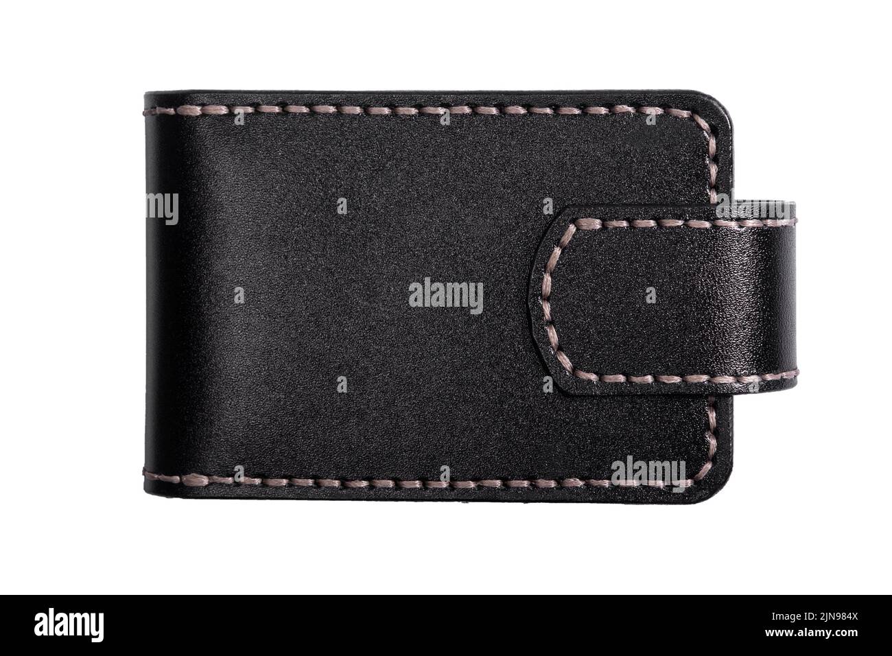 Luxus Craft Visitenkartenhalter Etui aus Leder. Schwarze Lederbox für Karten isoliert auf weißem Hintergrund. Rückseite. Stockfoto