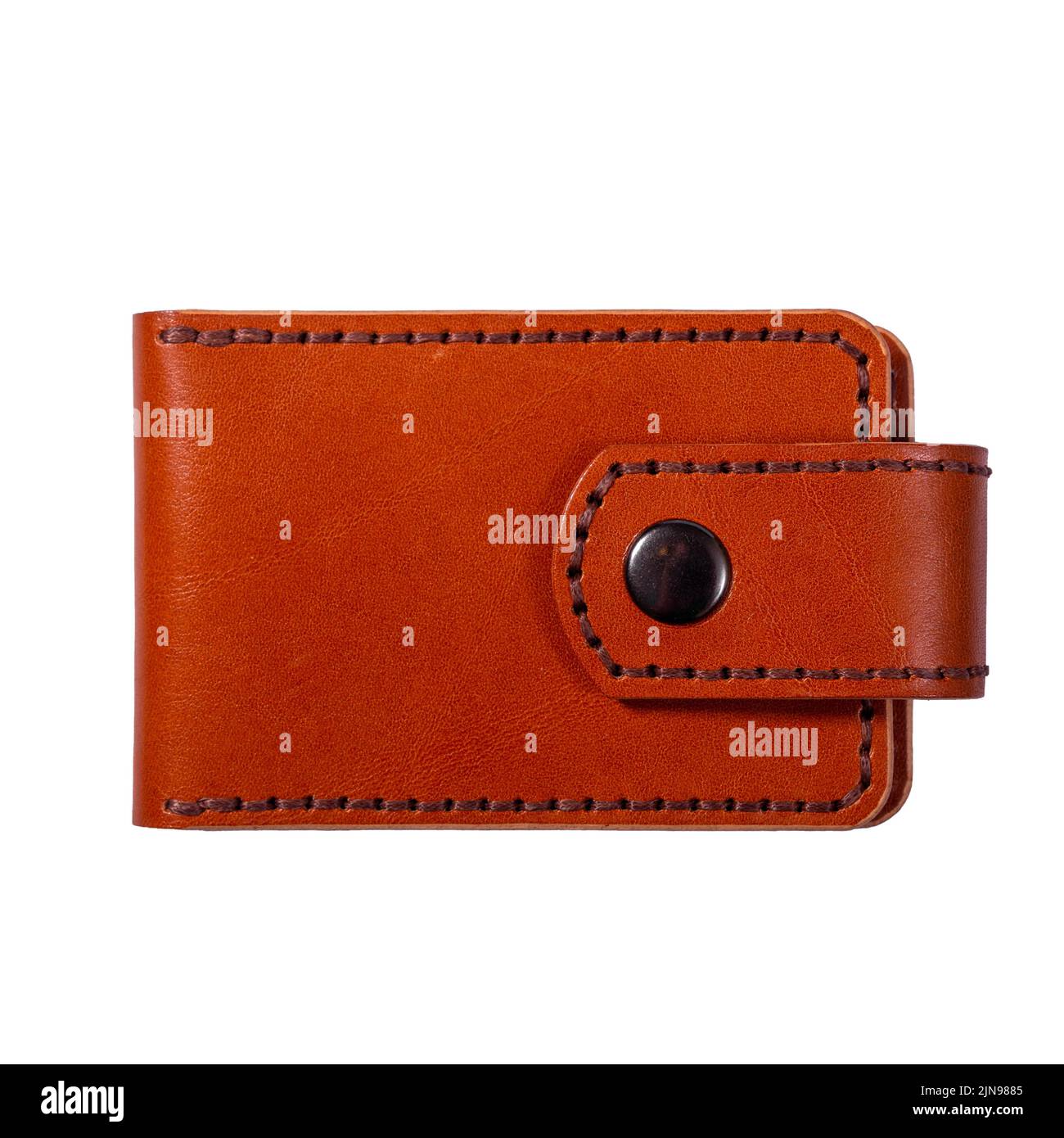 Luxus Craft Visitenkartenhalter Etui aus Leder. Braune Lederbox für Karten isoliert auf weißem Hintergrund. Stockfoto