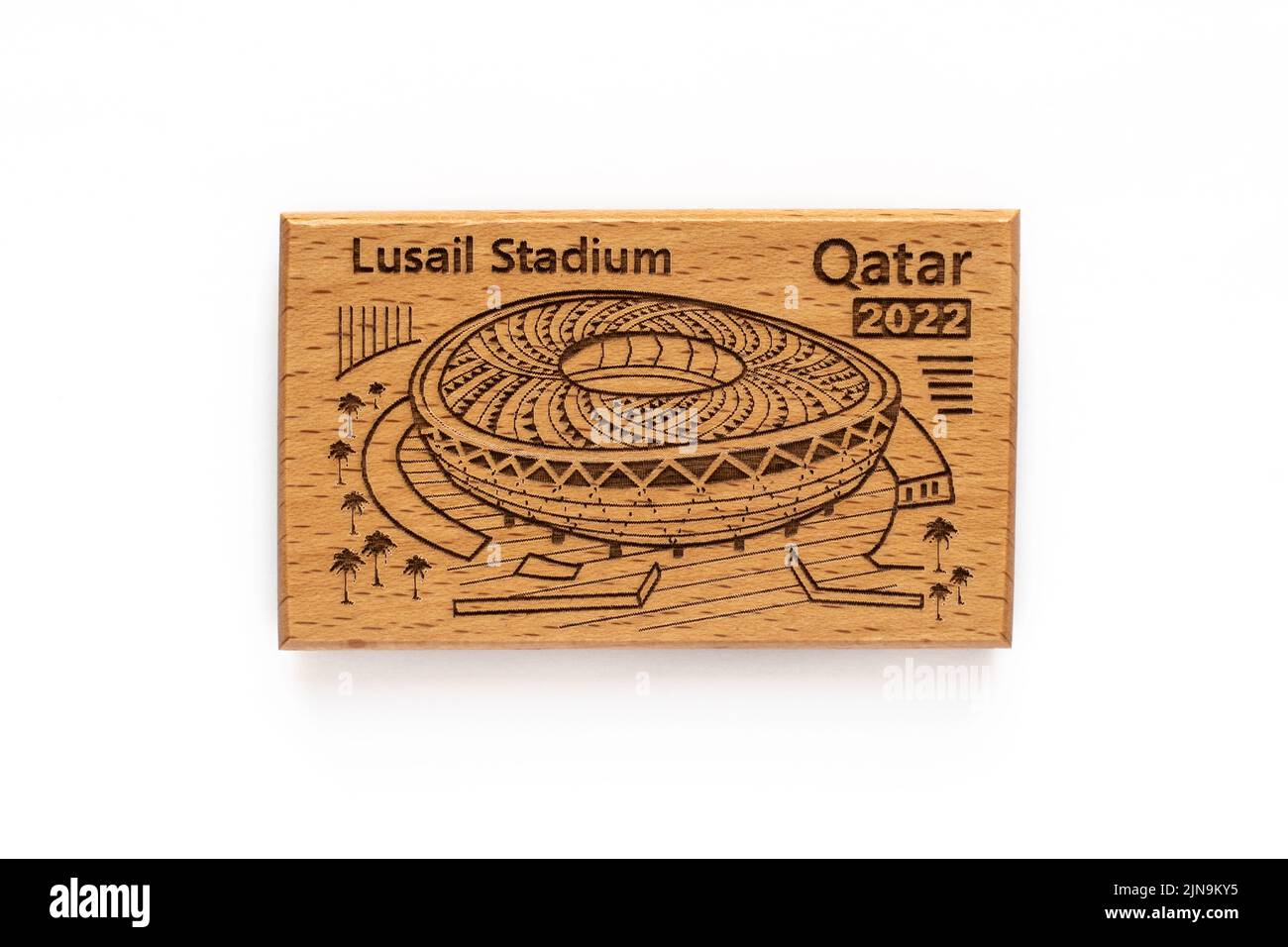 DOHA, KATAR - 10. AUGUST 2022: Lusail Stadium Qatar Kühlschrankmagnet. Katar wird Gastgeber der FIFA-Weltmeisterschaft 2022 sein. Stockfoto