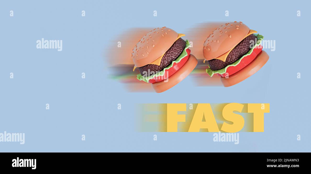 Plastikspielzeug-Burger mit Salat, Tomaten, Fleisch mit Wort SCHNELL auf blau. Konzept der schnellen Lieferung. Menübestellung, Lebensmittelindustrie Stockfoto