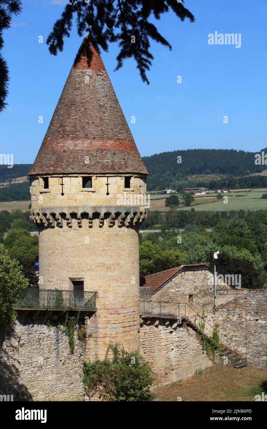 La Tour Fabry, construite vers le Milieu du XIV ème siècle dans le style gothique avec mâchicoulis. Cluny. Saône-et-Loire. Bourgogne. Frankreich. Europa. Stockfoto