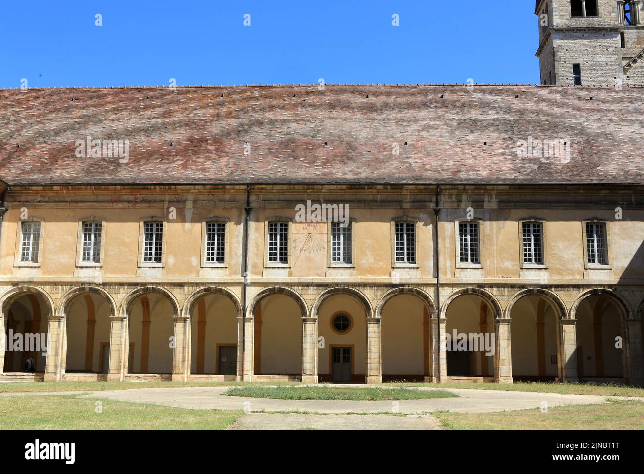 Cloître. Abbatiale Saint-Pierre et Saint-Paul. Cluny. Saône-et-Loire. Bourgogne. Frankreich. Europa. Stockfoto