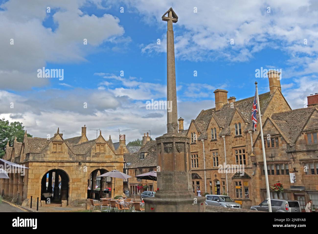 Der alte historische Marktplatz, Chipping Campden, Cotswolds, Gloucestershire, England, UK, GL55 6AT Stockfoto