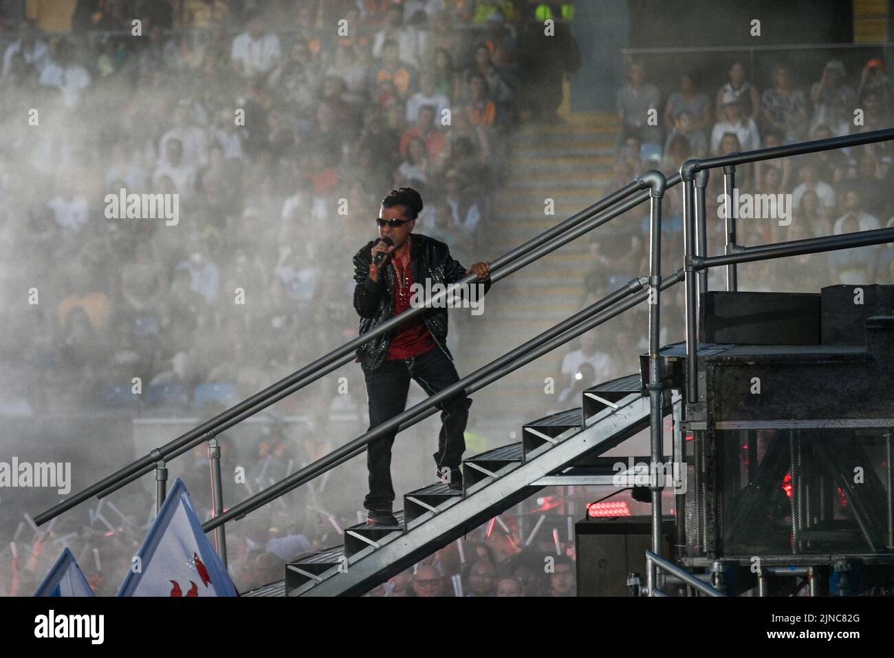 Birmingham, Großbritannien. , . Abschlusszeremonie Apache Indian während der Commonwealth Games 2022 in Birmingham, England (Karl W Newton /SPP) Quelle: SPP Sport Press Foto. /Alamy Live News Stockfoto