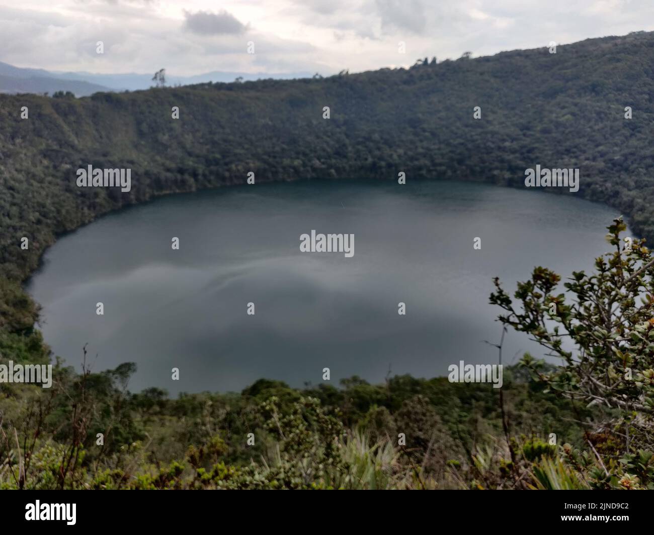 Toller Blick auf den Guatavita See in Kolumbien Stockfoto