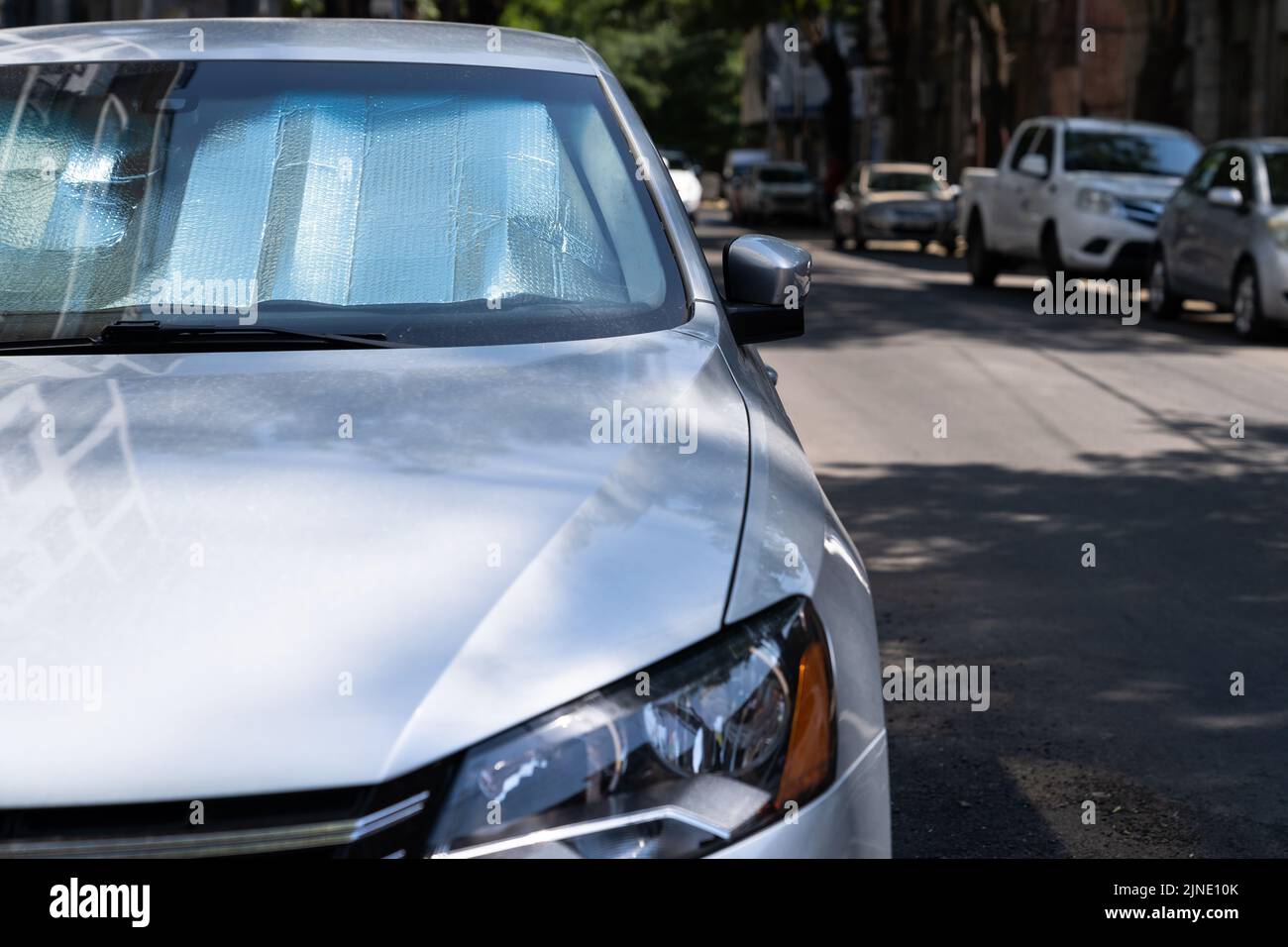 Auto Windschutzscheibe Sonnenschutz UV-Strahlen Reflektor für BMW