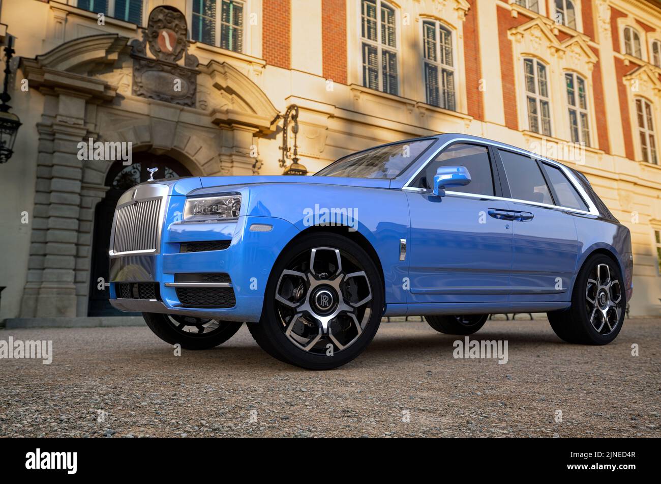 Rolls-Royce Cullinan - ein Luxus-SUV-Personenwagen, der unter der britischen Marke Rolls-Royce hergestellt wird. Stockfoto
