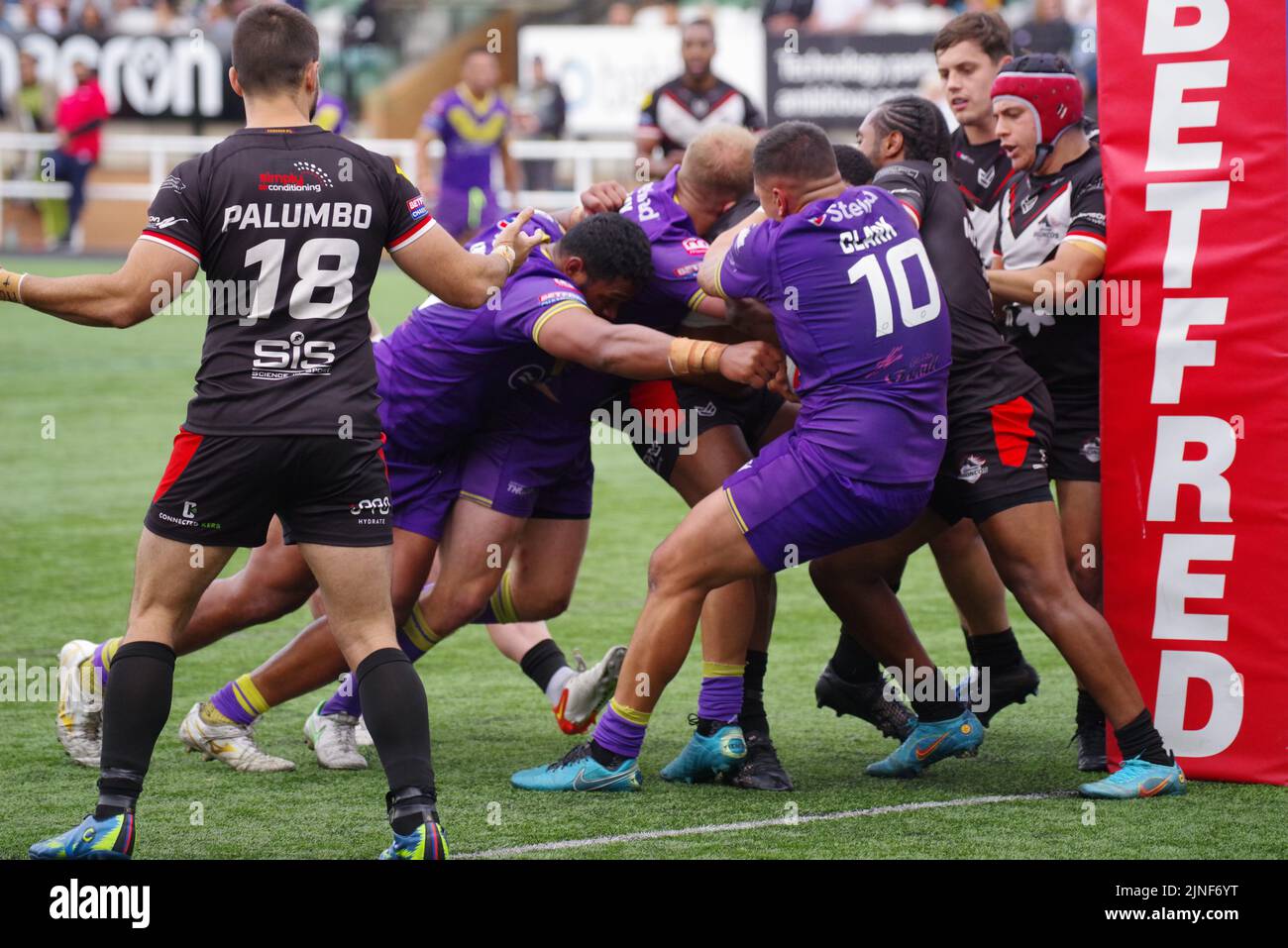 Newcastle upon Tyne, England, 7. August 2022. London Broncos verteidigt sich bei der Betfred Championship im Kingston Park gegen Newcastle Thunder. Quelle: Colin Edwards Stockfoto