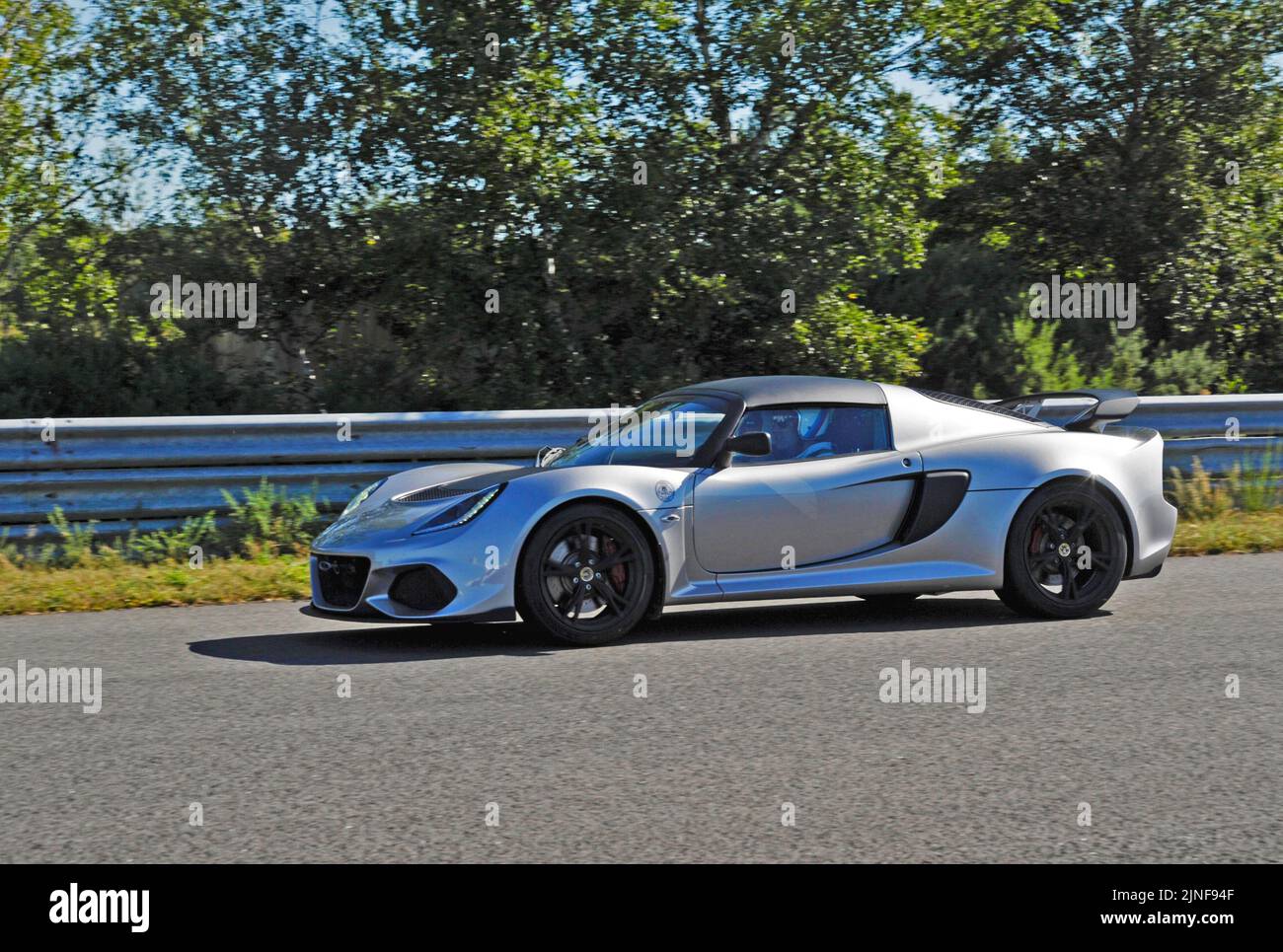 Lotus Exide Sportwagen auf der Rennstrecke Tag Frankreich Stockfoto