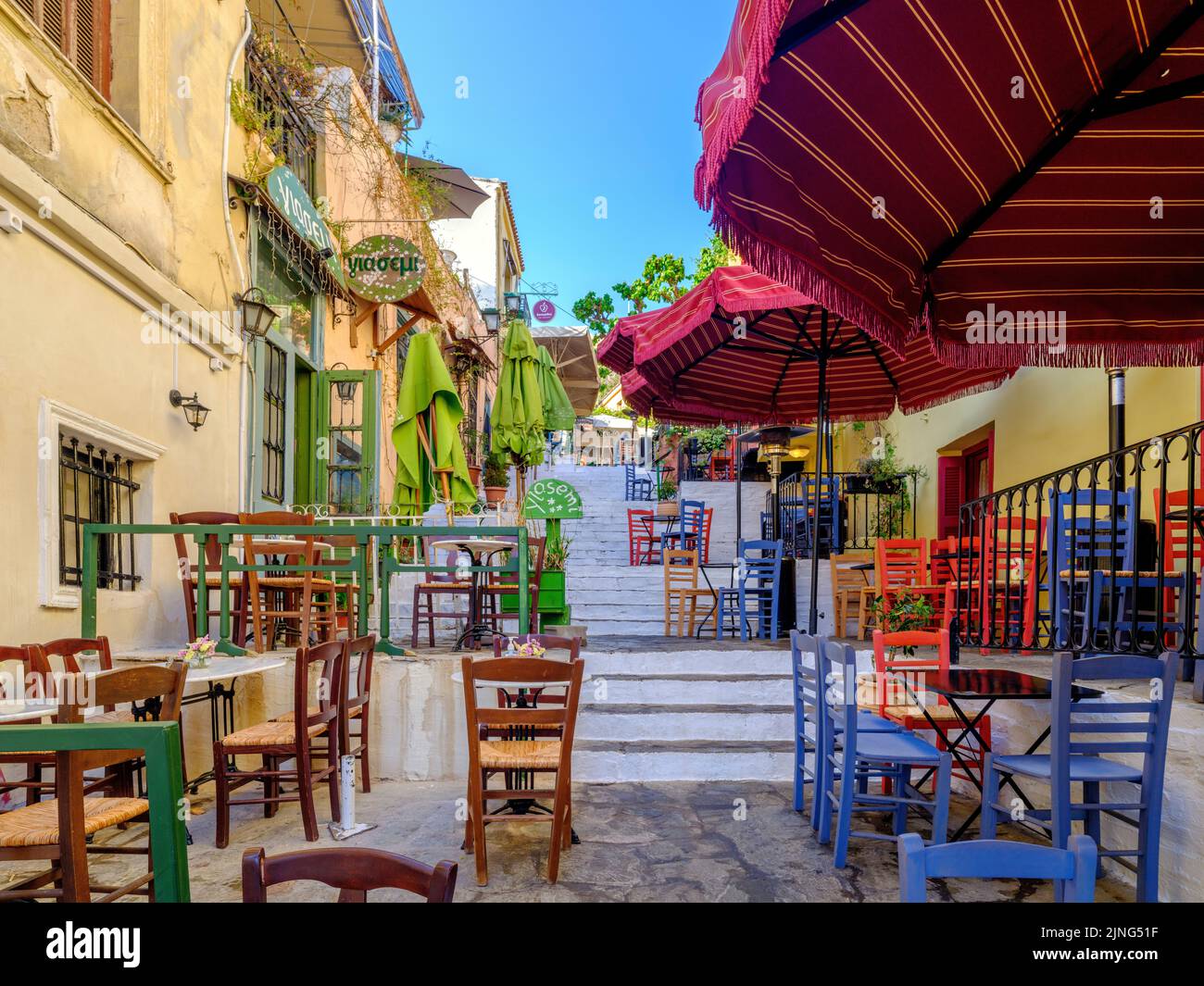 Malerische Straßen der Altstadt, Plaka District, Athen, Griechenland, Europa Stockfoto