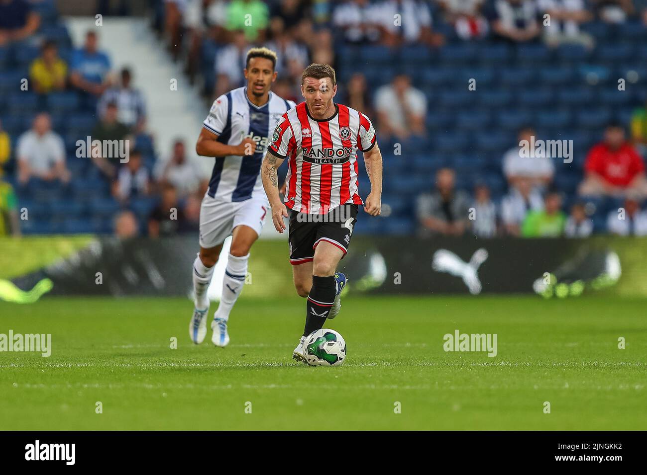 John Fleck #4 von Sheffield United läuft mit dem Ball Stockfoto