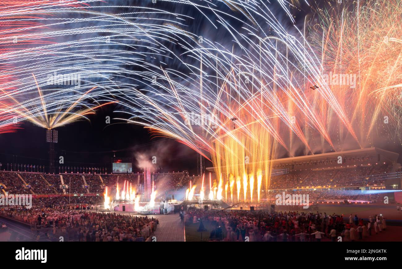 Birmingham 2022 Commonwealth Spiele Abschlusszeremonie Feuerwerk Stockfoto