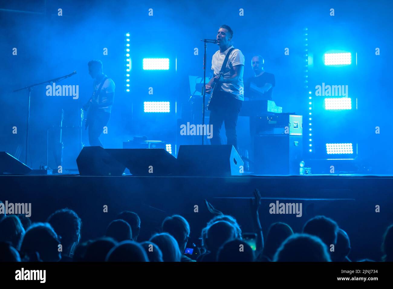 Forte Dei Marmi, Italien. 11. August 2022. Francesco Gabbani tritt auf der Bühne des Villa Bertelli Festivals vor mit ausverkauften, auf dem Foto Francesco Gabbani. Kredit: Stefano Dalle Luche/Alamy Live Nachrichten Stockfoto