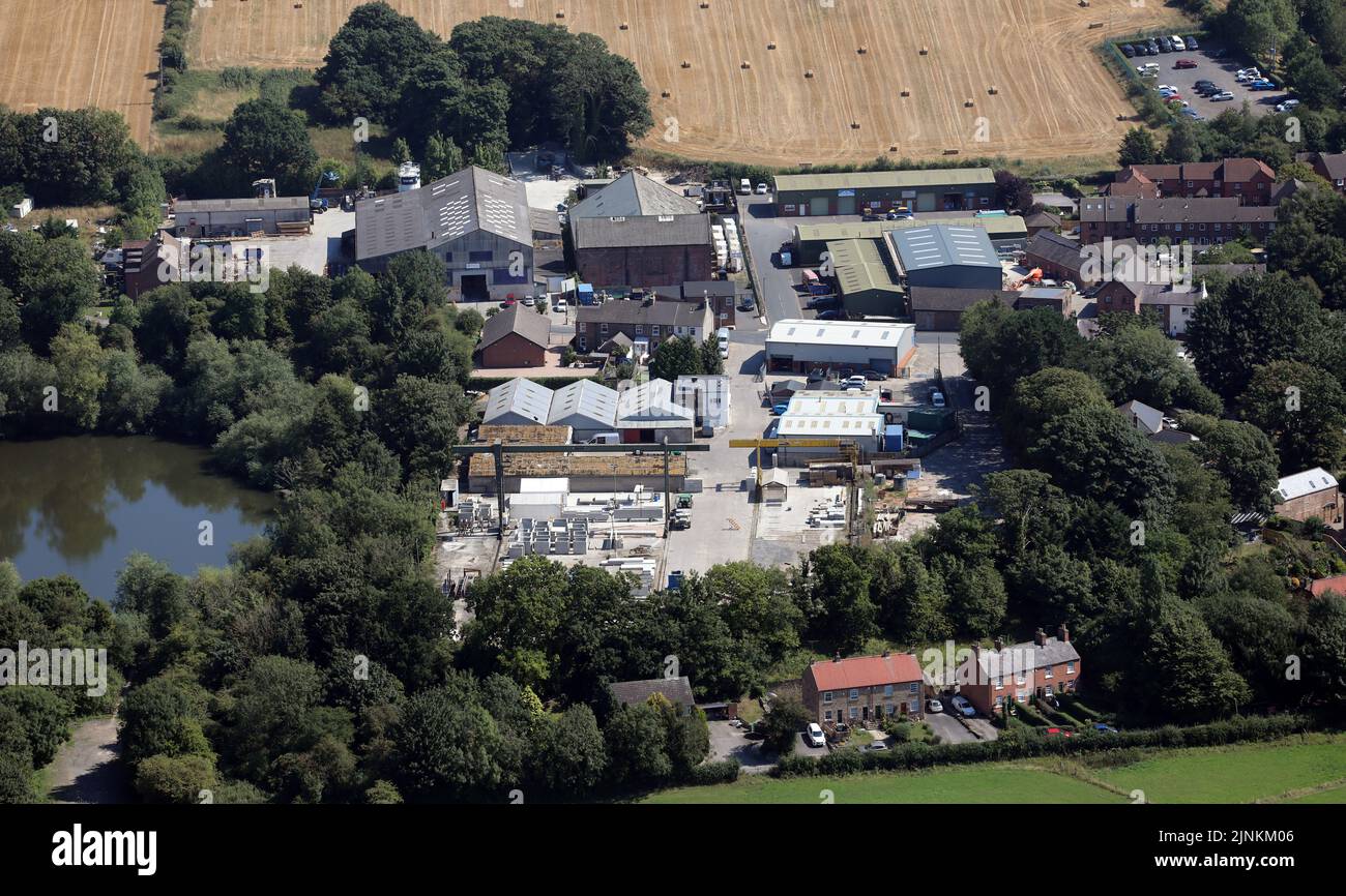 Luftaufnahme nach Osten vom nördlichen Ende der Ure Bank Terrace in Richtung Leichtindustrie auf der Ure Bank Top, Ripon, North Yorkshire Stockfoto