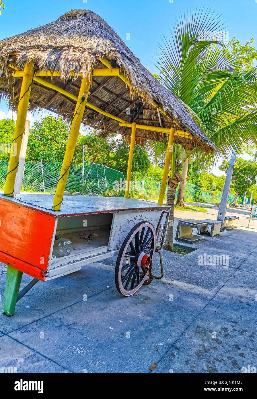 Fahrbarer Orangensaft auf Rädern in Playa del Carmen Mexiko Stockfoto